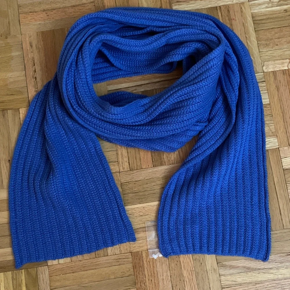 NWT 54” Bloomingdale's VTG Blue Ribbed Scarf Original Packaging SILK & CASHMERE